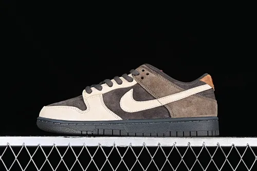 All categories Nk SB Dunk Series Nk SB Dunk Low High-end customized low-top sneakers Otomo Katsuhiro x Nk SB Dunk Low "Steamboy OST" Creative customization collaboration Otomo Katsuhiro co-branded Suede Gray Brown Bear SB low-top sports casual sneakers UK2320-189